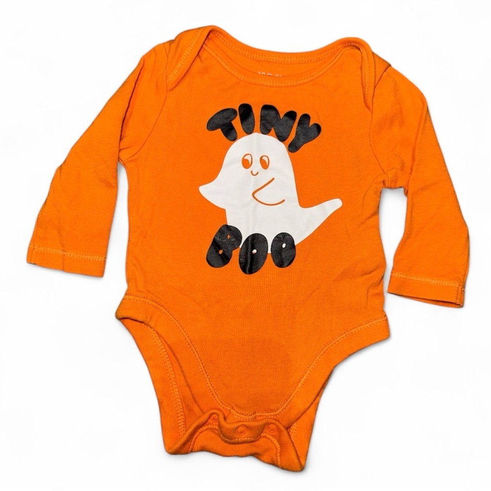 ☀️6/$20☀️ Old Navy Tiny Boo Onesie